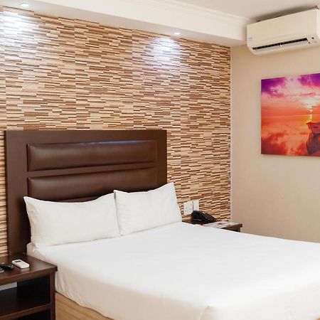 Bayside Hotel 100 Pixley Kaseme Street Durban Esterno foto